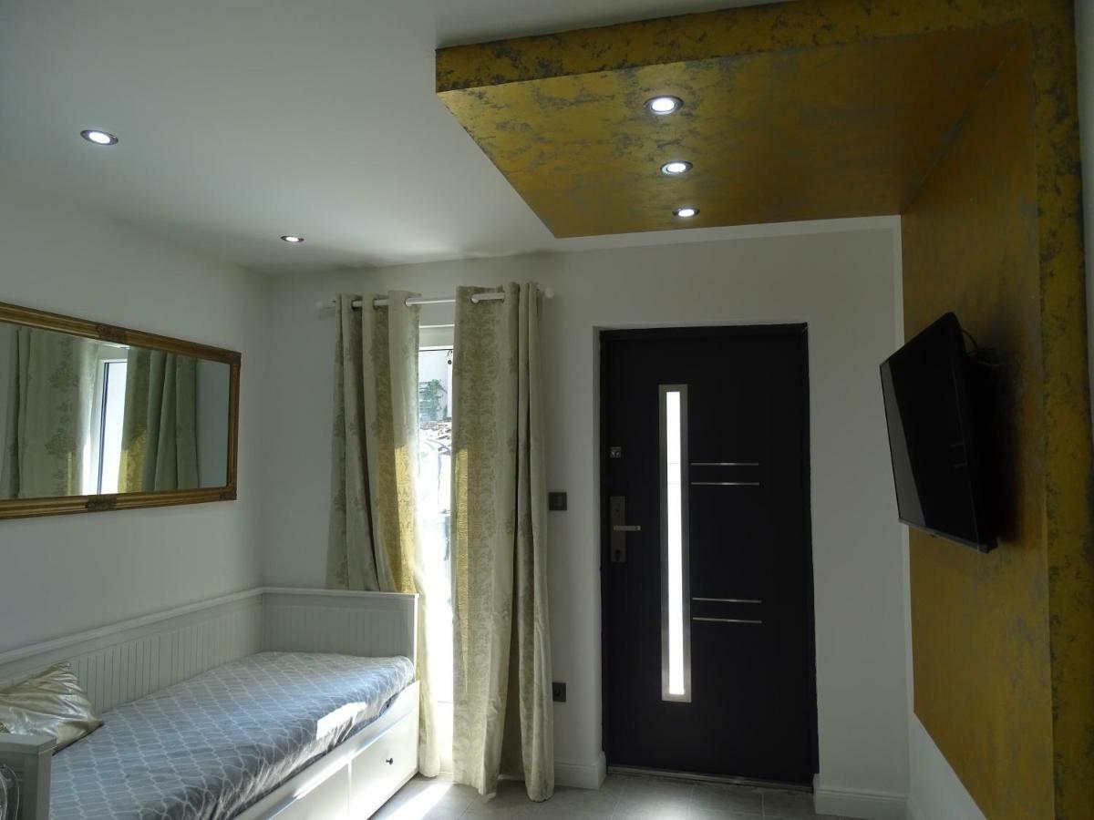 Dorothy 3 Apartment Siofok Bagian luar foto