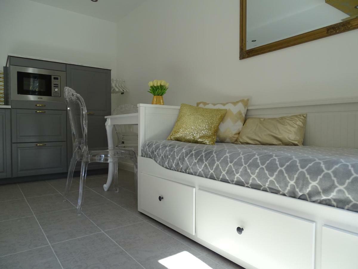Dorothy 3 Apartment Siofok Bagian luar foto