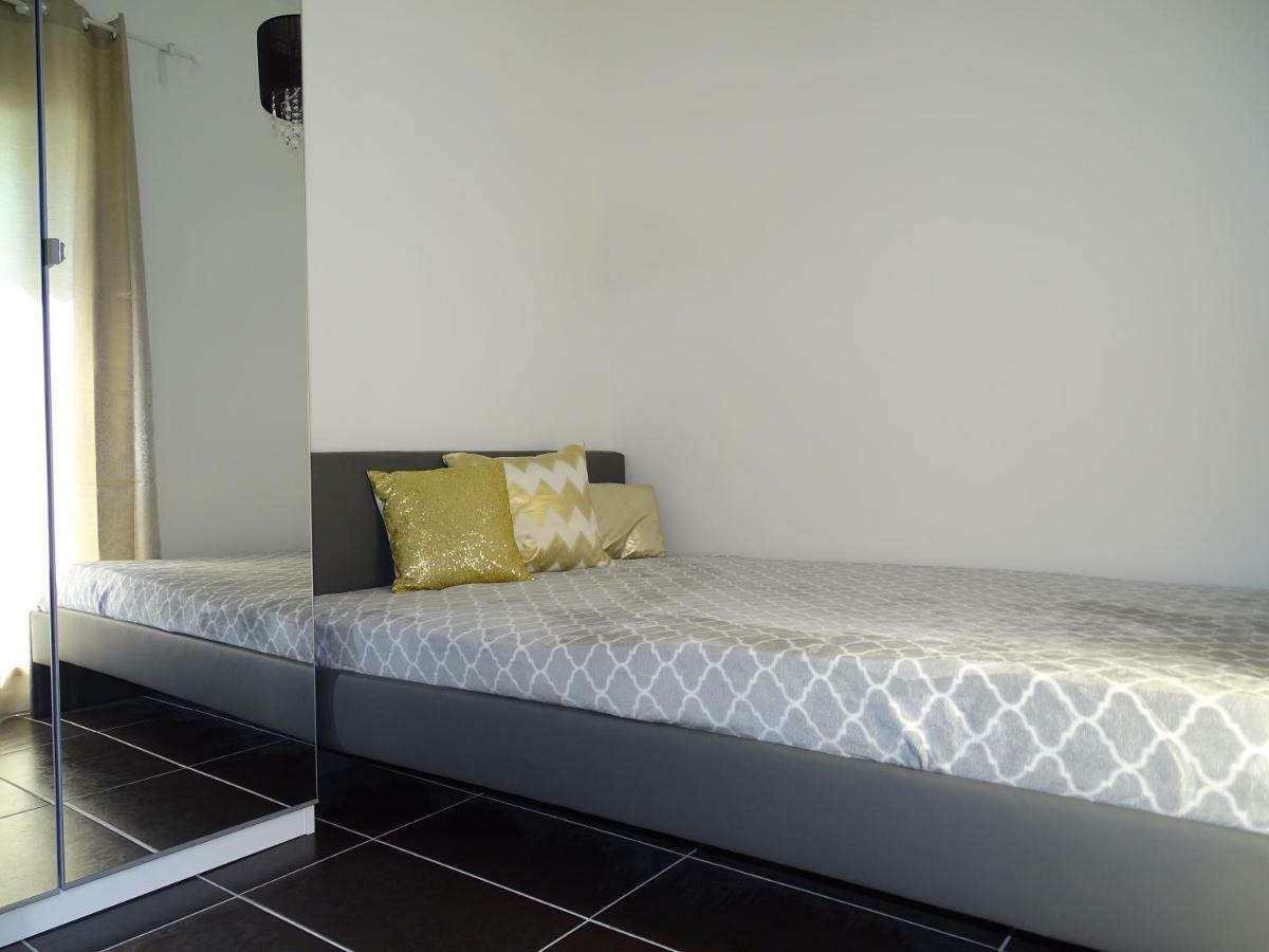 Dorothy 3 Apartment Siofok Bagian luar foto