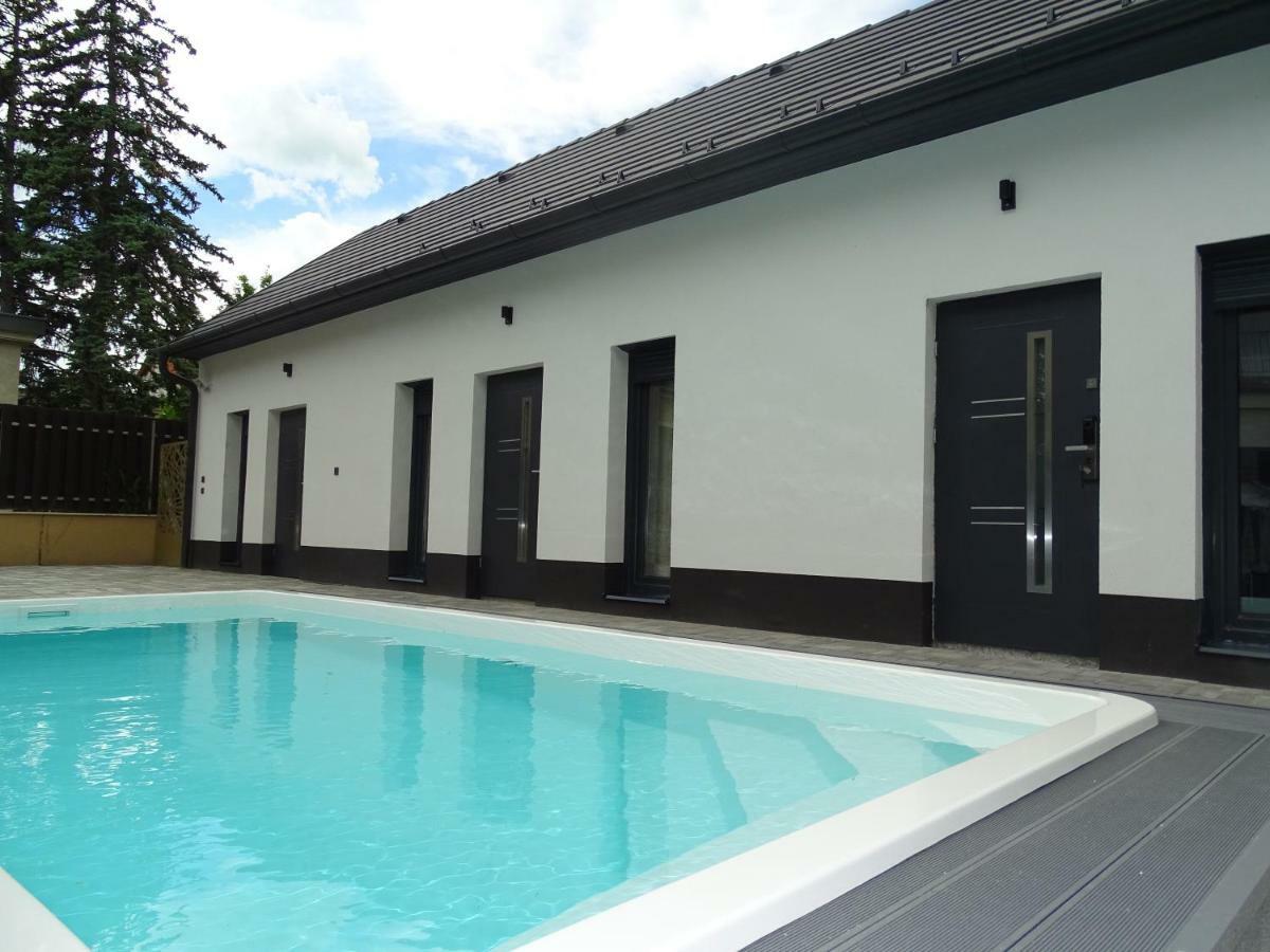 Dorothy 3 Apartment Siofok Bagian luar foto